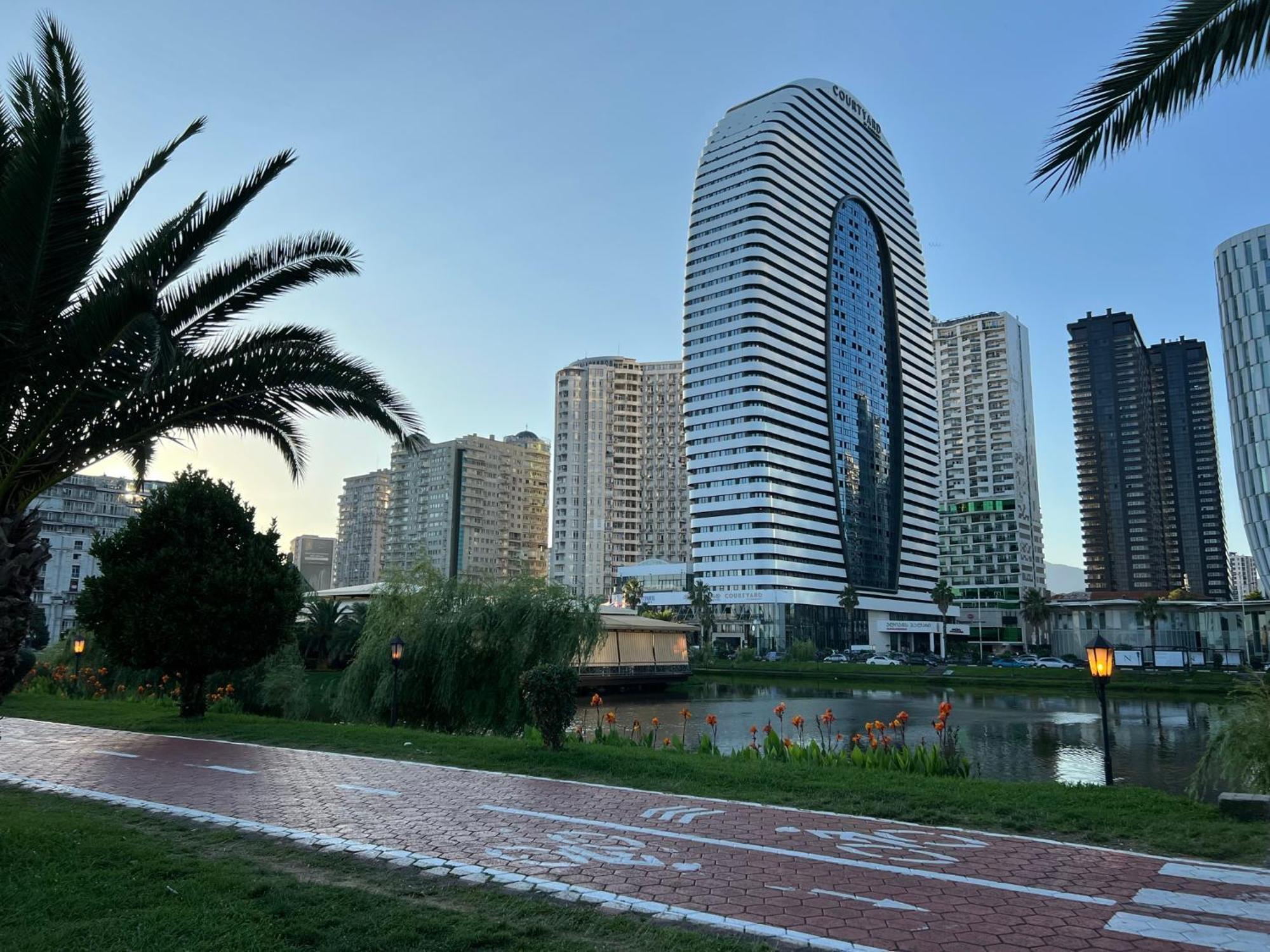 Ng Premium Apartments In Alliance Palace Batumi Exterior foto